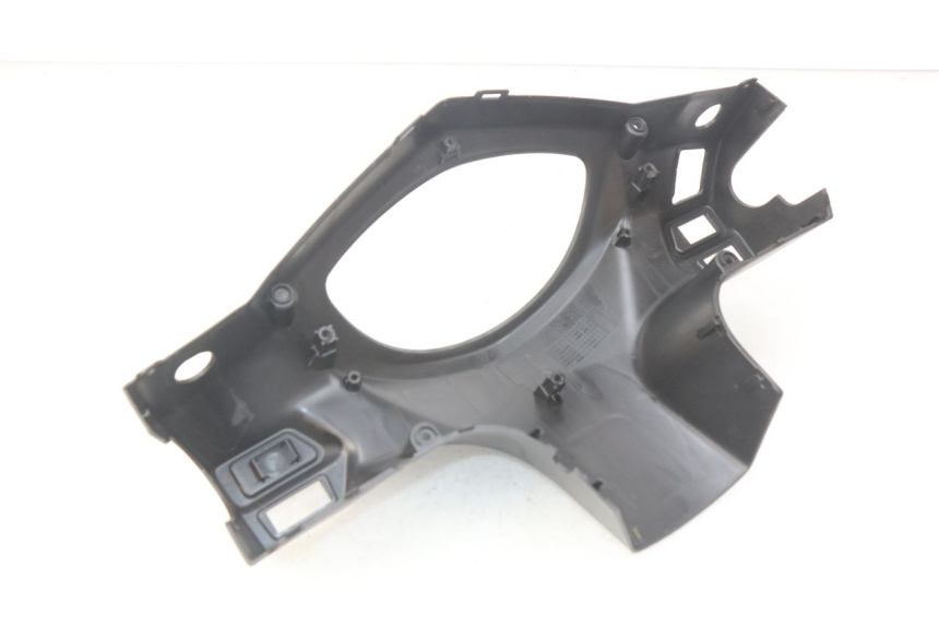 photo de HANDLEBAR SWITCH COVER SYM ORBIT III 3 4T 50 (2018 - 2021) - Technical close-up