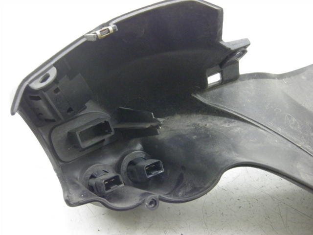 photo de HANDLE BAR PANEL SWITCH PIAGGIO X8 STREET 125 (2006 - 2007) - Fixing points details