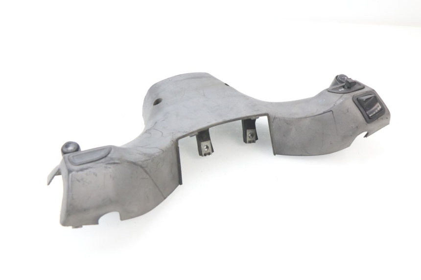 photo de HANDLE BAR PANEL SWITCH GILERA STALKER 50 (1997 - 2005) - Fixing points details