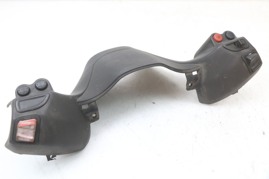 photo de HANDLEBAR SWITCH COVER PIAGGIO XEVO - X EVO 125 (2007 - 2017) - Alternative perspective