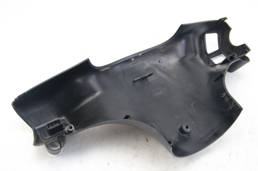 photo de HANDLEBAR SWITCH COVER PIAGGIO ZIP 4T 50 (2018 - 2020) - Technical close-up