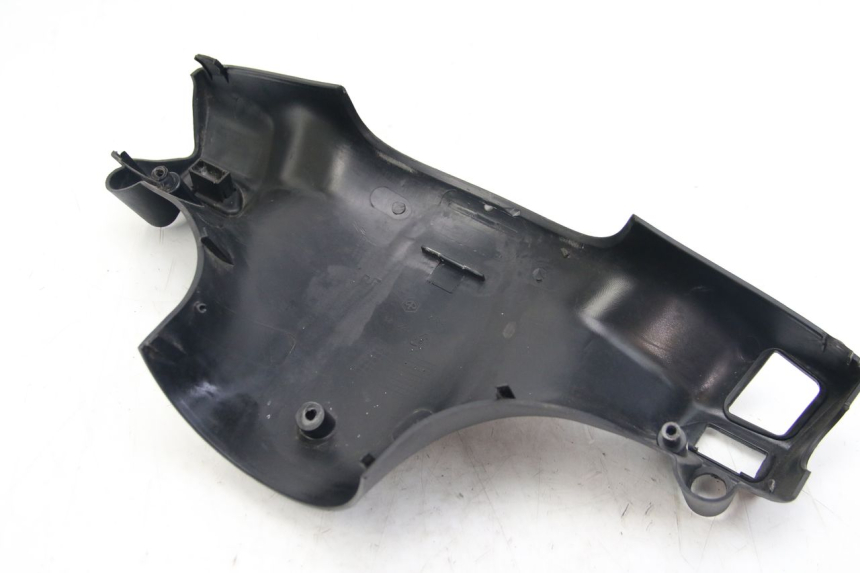 photo de HANDLEBAR SWITCH COVER PIAGGIO ZIP 4T 50 (2018 - 2020) - Product overview