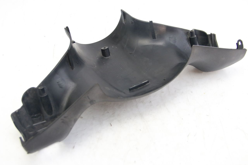 photo de HANDLEBAR SWITCH COVER PIAGGIO ZIP 4T 50 (2018 - 2020) - Fixing points details