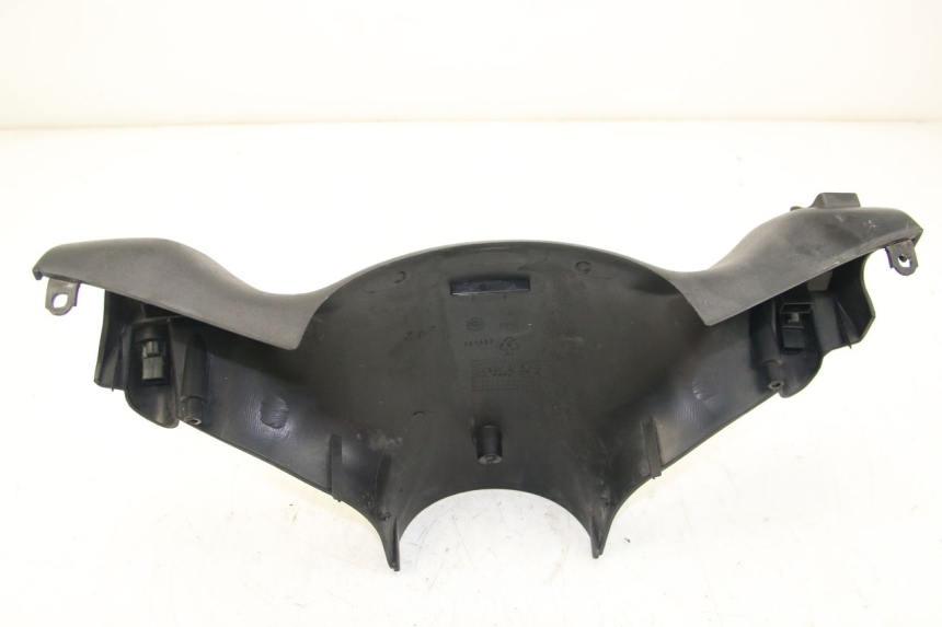 photo de HANDLEBAR SWITCH COVER PIAGGIO ZIP 4T 50 (2018 - 2020) - Fixing points details