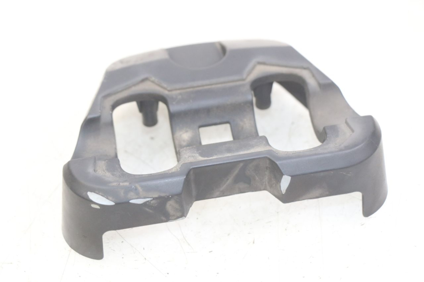 photo de HANDLEBAR COVER SYM CROX 4T 50 (2016 - 2023) - Zoom on usage condition