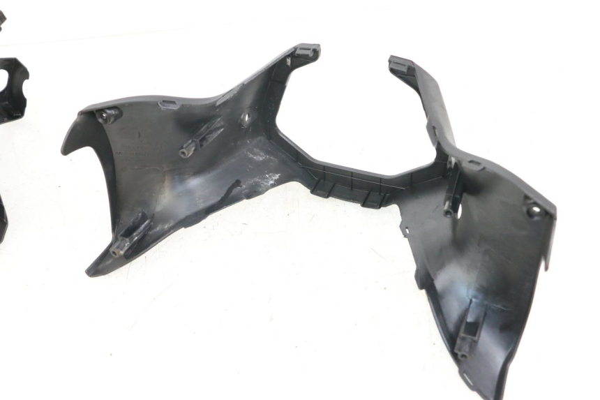photo de Handlebar cover KYMCO DINK STREET ABS 125 (2011 - 2018) - Surface and material condition