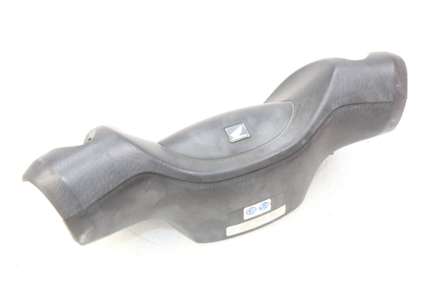 photo de HANDLEBAR COVER HONDA FES S-WING SWING ABS 125 (2007 - 2015) - Technical close-up