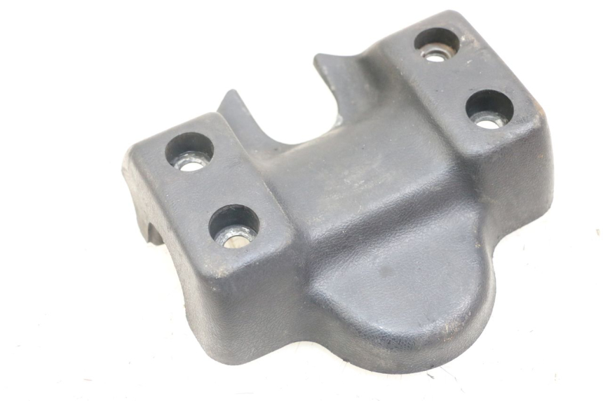 photo de HANDLE BAR PANEL SUZUKI GSX E 250 (1982 - 1983) - Zoom on usage condition