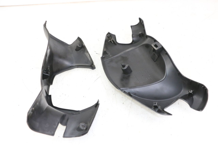 photo de HANDLE BAR PANEL HONDA FES S-WING SWING 125 (2007 - 2015) - Fixing points details