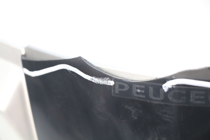 photo de HANDLEBAR COVER PEUGEOT KISBEE 2T 50 (2010 - 2017) - Additional view of the item