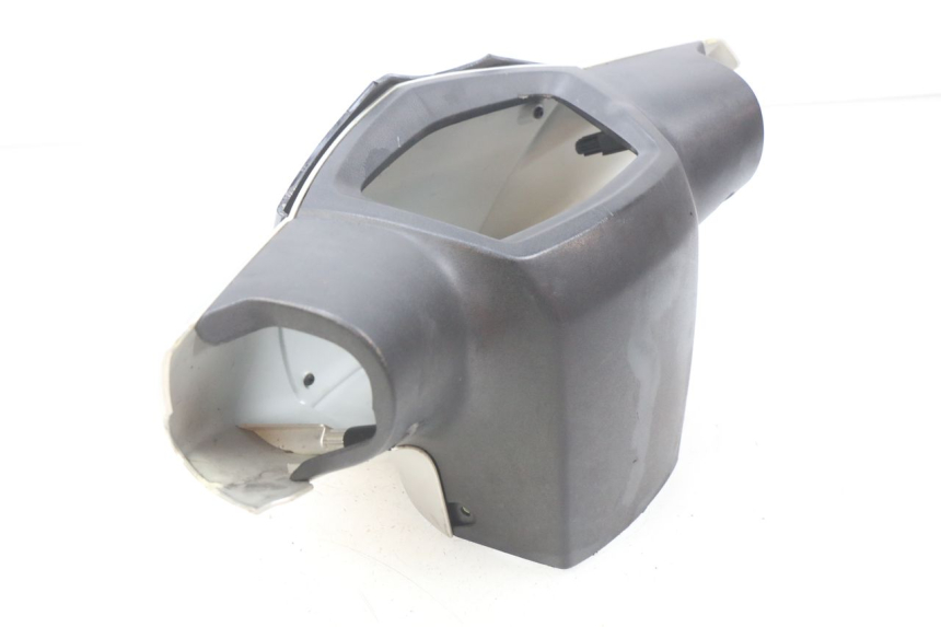 photo de HANDLEBAR COVER PEUGEOT KISBEE 2T 50 (2010 - 2017) - Surface and material condition
