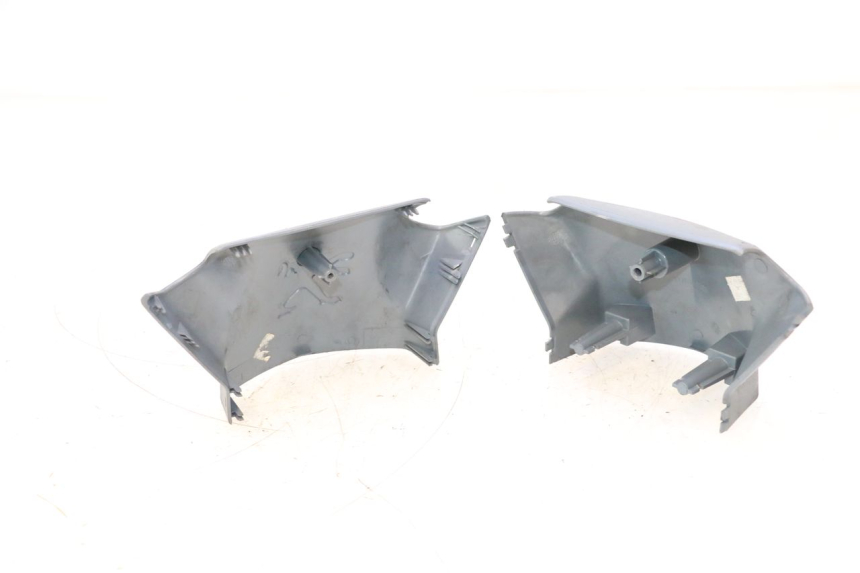 photo de HANDLE BAR PANEL PEUGEOT LUDIX ONE 14P 50 (2004 - 2013) - Product overview