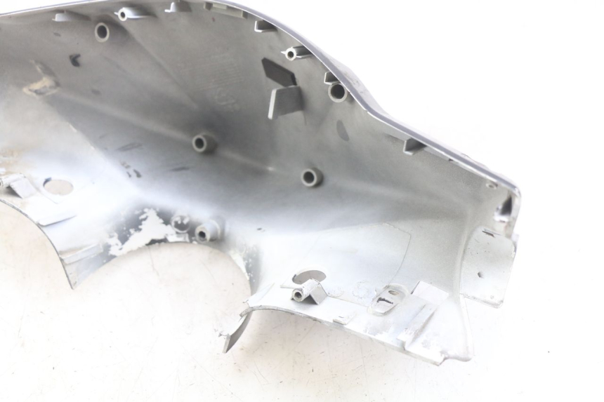 photo de HANDLEBAR COVER SYM ORBIT 2 4T 50 (2008 - 2017) - Fixing points details