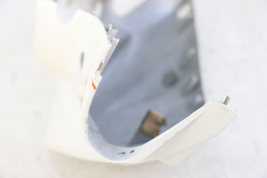 photo de HANDLEBAR COVER SYM ORBIT 2 4T 50 (2008 - 2017) - Component zoom