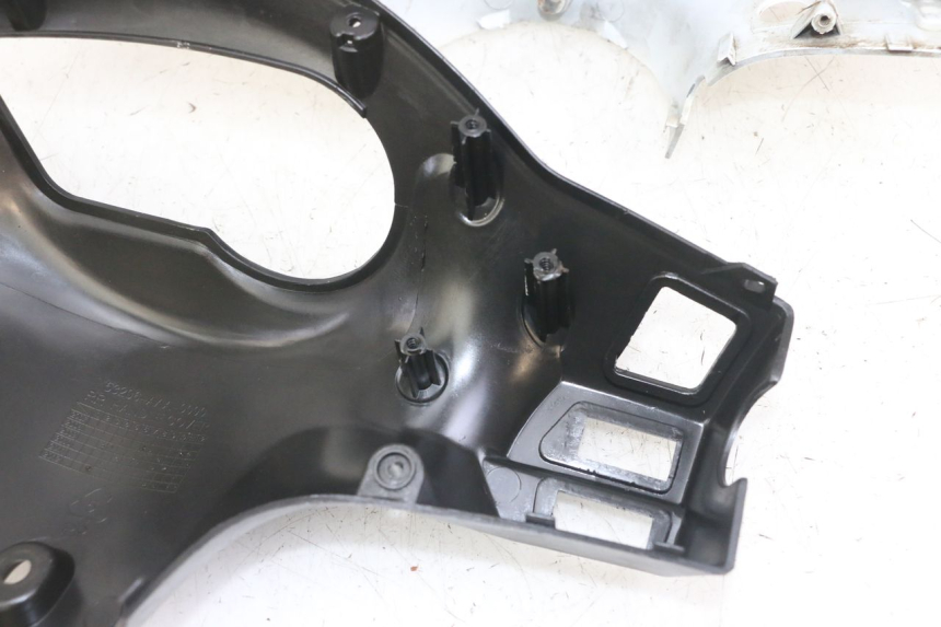 photo de HANDLEBAR COVER SYM ORBIT 2 4T 50 (2008 - 2017) - Spare part profile view