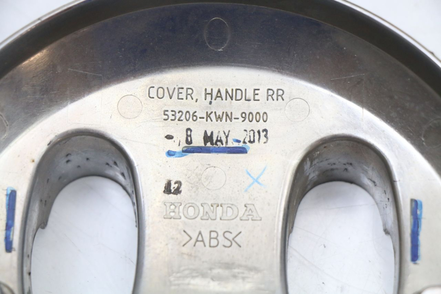 photo de HANDLE BAR PANEL HONDA PCX (JF47) 125 (2012 - 2013) - Technical close-up