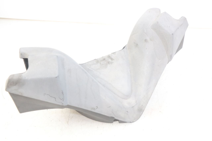 photo de HANDLEBAR COVER PEUGEOT SATELIS 125 (2006 - 2009) - Alternative perspective