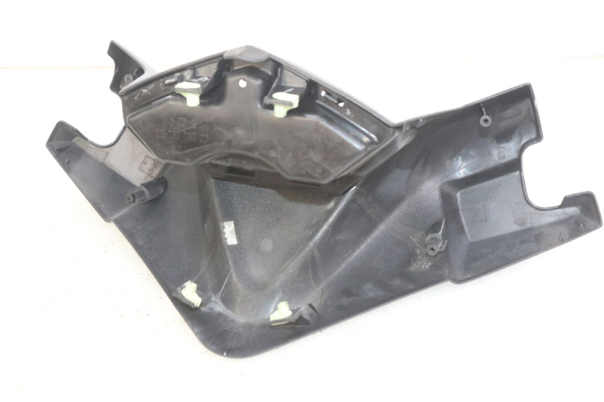 photo de HANDLEBAR COVER PEUGEOT SATELIS 125 (2006 - 2009) - Surface and material condition