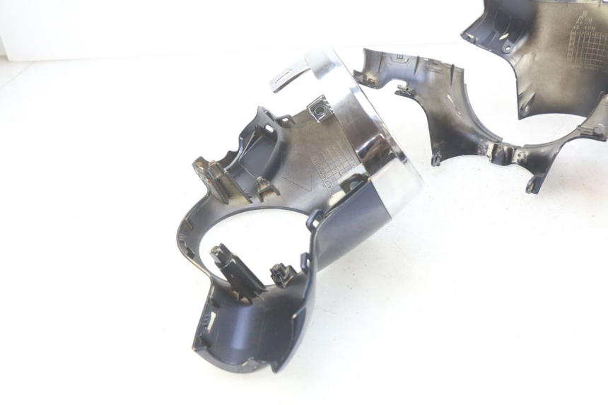 photo de HANDLEBAR COVER JM MOTORS SC 4T 50 (2012 - 2017) - Detailed visual inspection