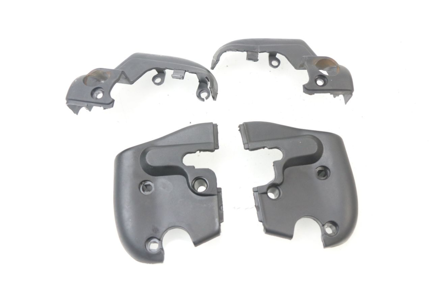 photo de HANDLE BAR PANEL APRILIA SCARABEO GT 125 (1999 - 2007) - Surface and material condition