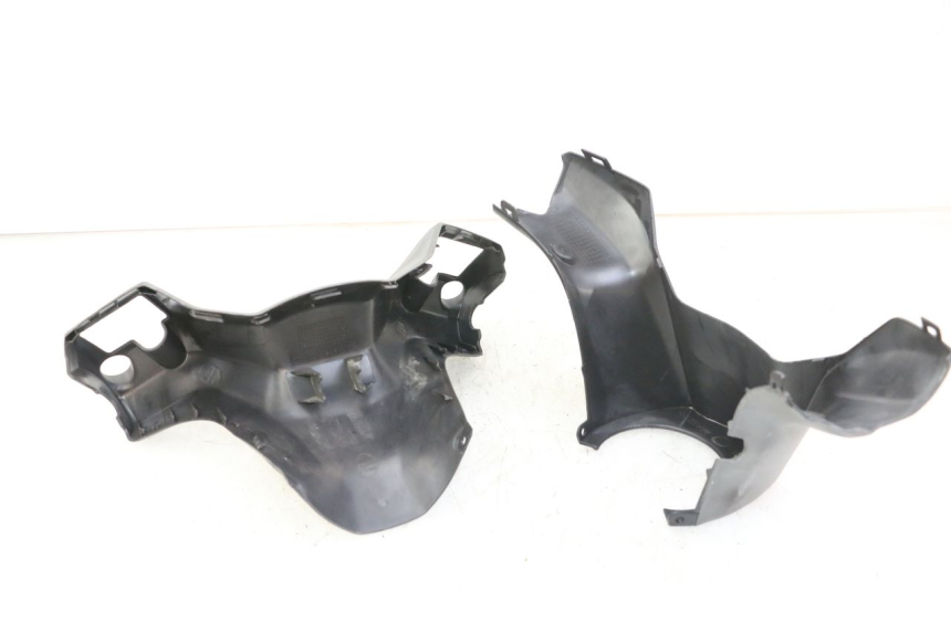 photo de HANDLEBAR COVER SUZUKI BURGMAN 125 (2007 - 2014) - Checked used part