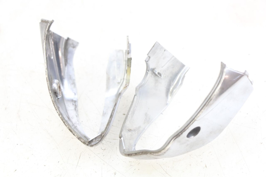 photo de HANDLEBAR COVER PIAGGIO VESPA PRIMAVERA 2T 50 (2013 - 2018) - Component detail