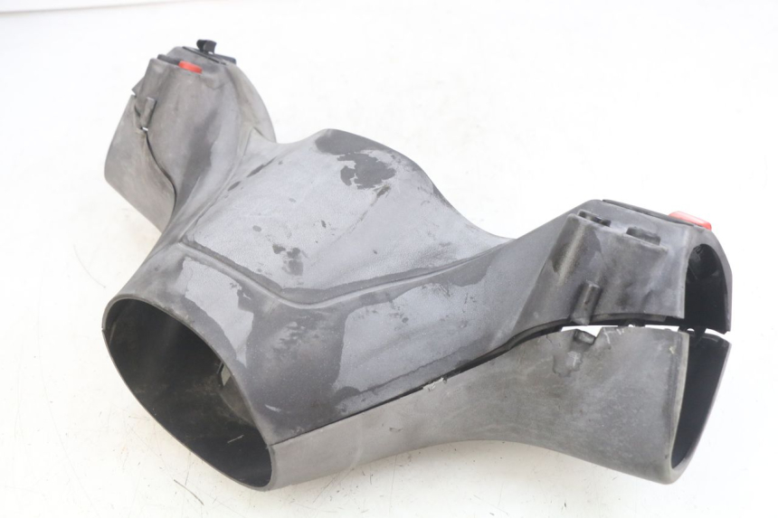 photo de HANDLEBAR COVER PIAGGIO X9 EVOLUTION 125 (2003 - 2007) - Technical close-up