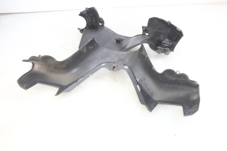 photo de HANDLEBAR COVER PIAGGIO X9 EVOLUTION 125 (2003 - 2007) - Surface and material condition
