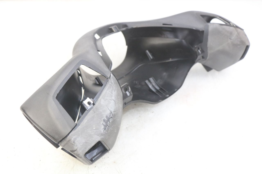 photo de HANDLEBAR COVER PIAGGIO XEVO - X EVO 125 (2007 - 2017) - Fixing points details