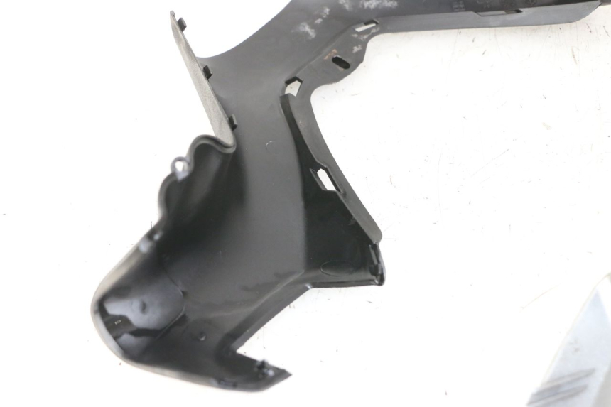 photo de HANDLEBAR COVER PIAGGIO XEVO - X EVO 125 (2007 - 2017) - Markings and original references