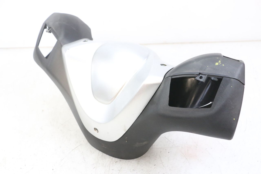 photo de HANDLEBAR COVER PIAGGIO XEVO - X EVO 125 (2007 - 2017) - Markings and original references