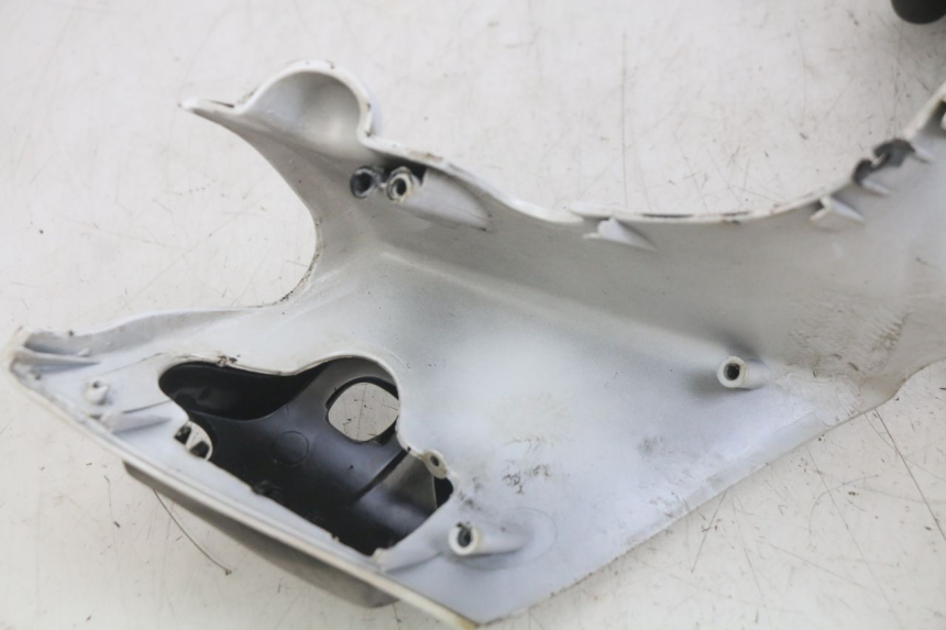 photo de HANDLEBAR COVER PIAGGIO ZIP 2T 50 (2009 - 2019) - Alternative angle