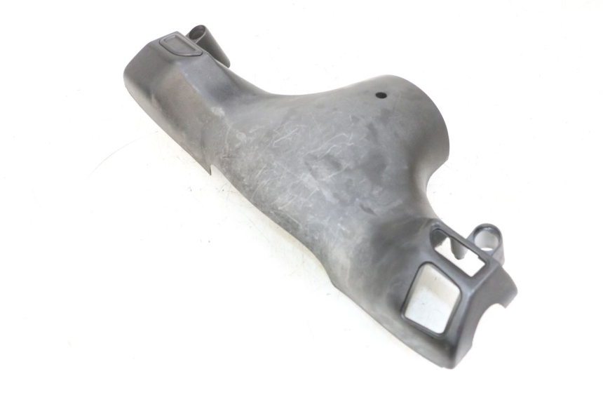 photo de HANDLEBAR COVER PIAGGIO ZIP 4T 50 (2018 - 2020) - Detailed visual inspection