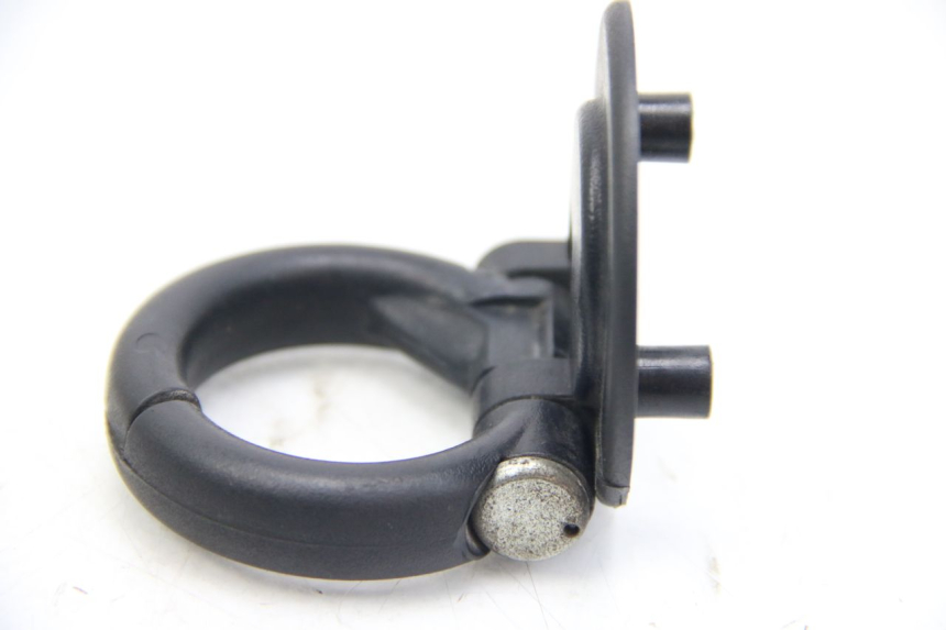 photo de LUGGAGE HOOK DERBI BOULEVARD 50 (2009 - 2006) - Zoom on usage condition