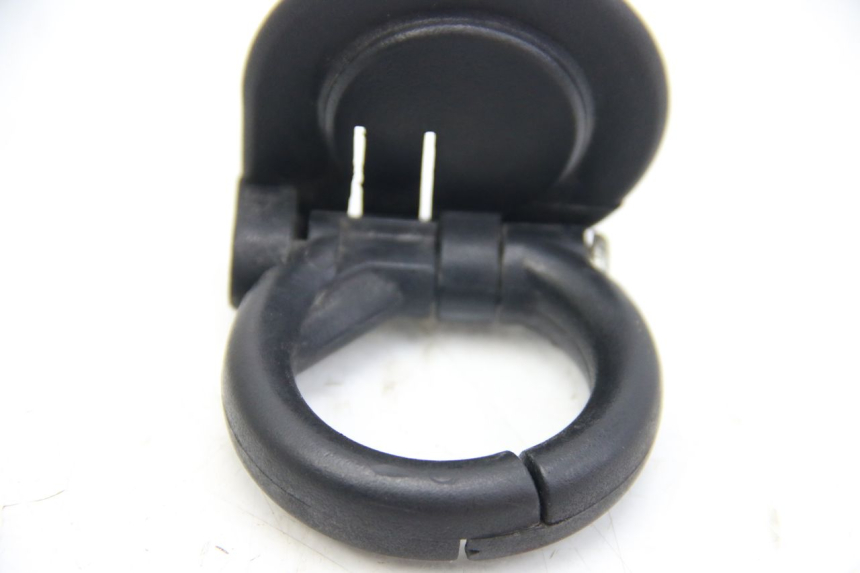 photo de LUGGAGE HOOK DERBI BOULEVARD 50 (2009 - 2006) - Technical close-up