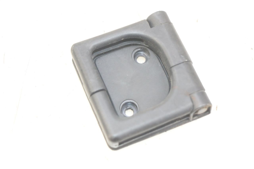 photo de LUGGAGE HOOK PEUGEOT CITYSTAR 2T 50 (2018 - 2021) - Zoom on usage condition