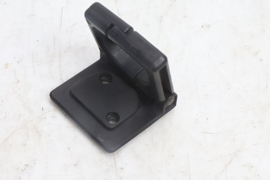 photo de LUGGAGE HOOK PEUGEOT CITYSTAR 125 (2011 - 2017) - Product overview