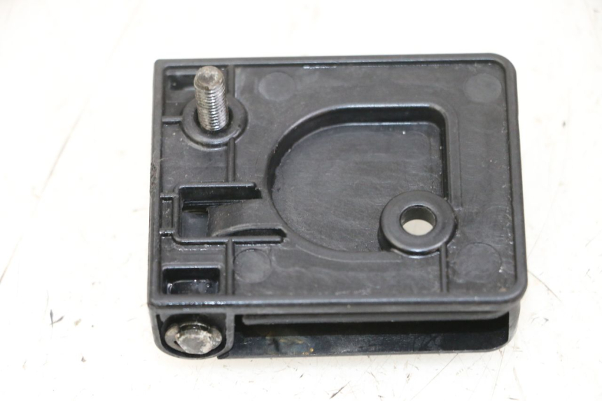 photo de BAG HOOK PEUGEOT E-VIVACITY 1 (2012 - 2018) - Zoom on usage condition