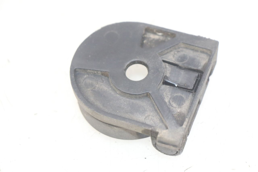 photo de LUGGAGE HOOK SYM FIDDLE 3 III 125 (2014 - 2020) - Zoom on usage condition