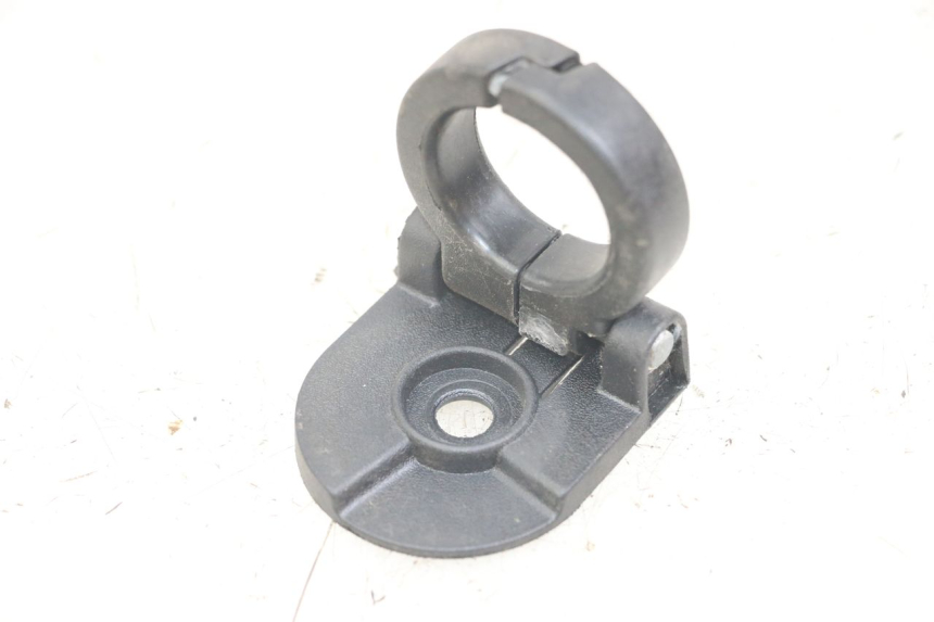 photo de LUGGAGE HOOK SYM FIDDLE 3 III 125 (2014 - 2020) - Main view