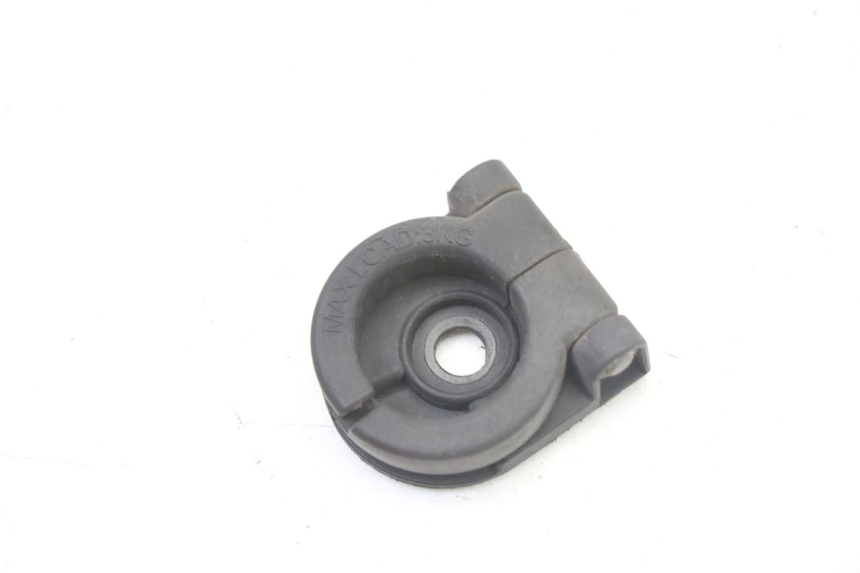 photo de LUGGAGE HOOK SYM FIDDLE 3 III 125 (2014 - 2020) - Component detail