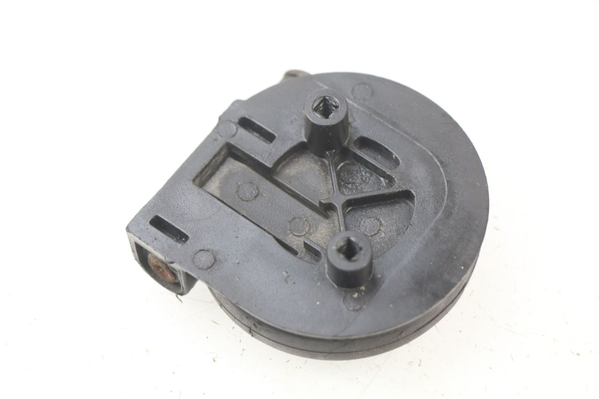 photo de LUGGAGE HOOK PIAGGIO FLY 2T 50 (2004 - 2017) - Zoom on usage condition