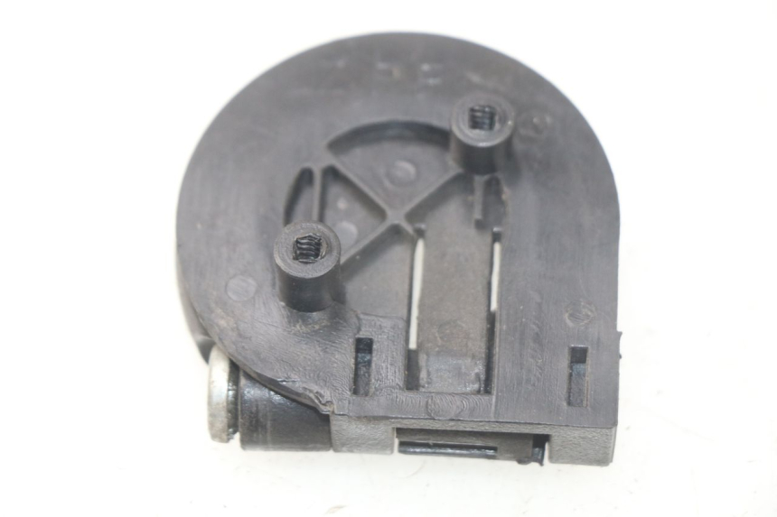 photo de LUGGAGE HOOK PIAGGIO FLY 2T 50 (2004 - 2017) - Component detail