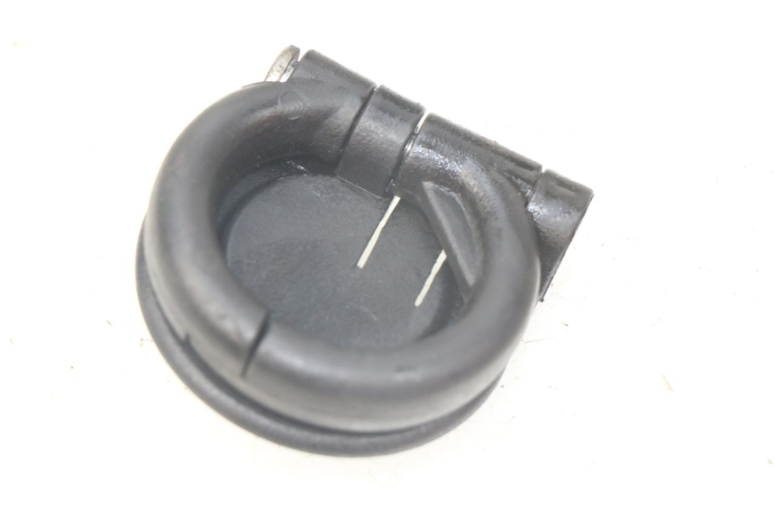 photo de BAG HOOK PIAGGIO FLY 125 (2005 - 2012) - Component detail