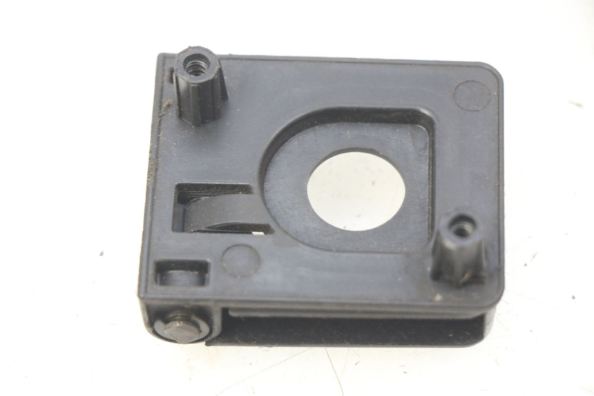 photo de LUGGAGE HOOK PEUGEOT KISBEE 4T 50 (2010 - 2017) - Component detail