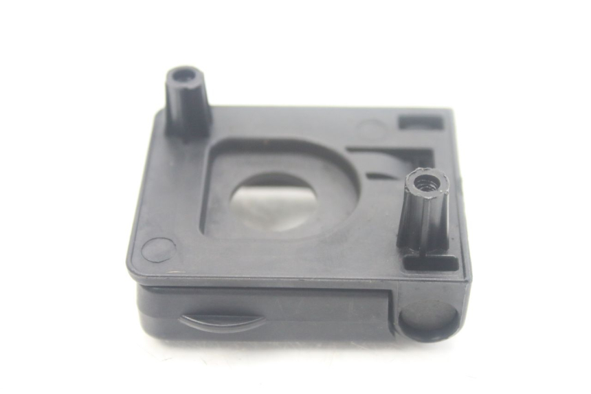 photo de LUGGAGE HOOK PEUGEOT KISBEE 4T 50 (2010 - 2017) - Component detail