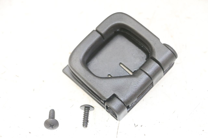 photo de BAG HOOK PIAGGIO NRG POWER PUREJET 50 (2018 - 2021) - Zoom on usage condition