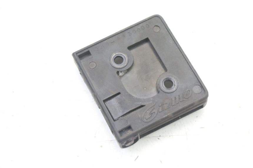 photo de LUGGAGE HOOK PEUGEOT CITYSTAR 125 (2011 - 2017) - Alternative perspective