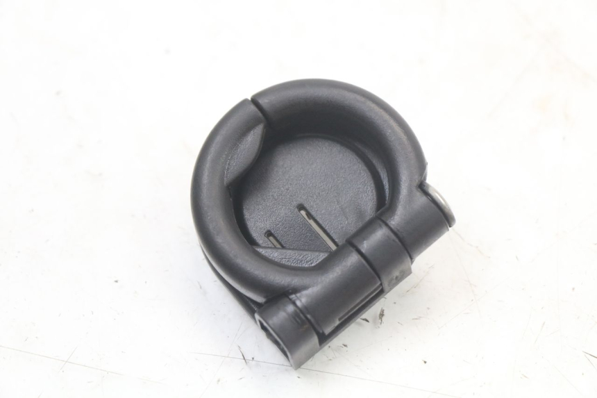 photo de BAG HOOK PIAGGIO LIBERTY IGET 4T 50 (2021 - 2025) - Component detail