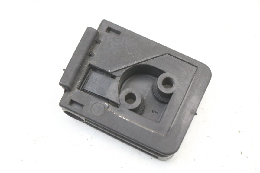 photo de LUGGAGE HOOK DAELIM S3 125 (2010 - 2017) - Zoom on usage condition